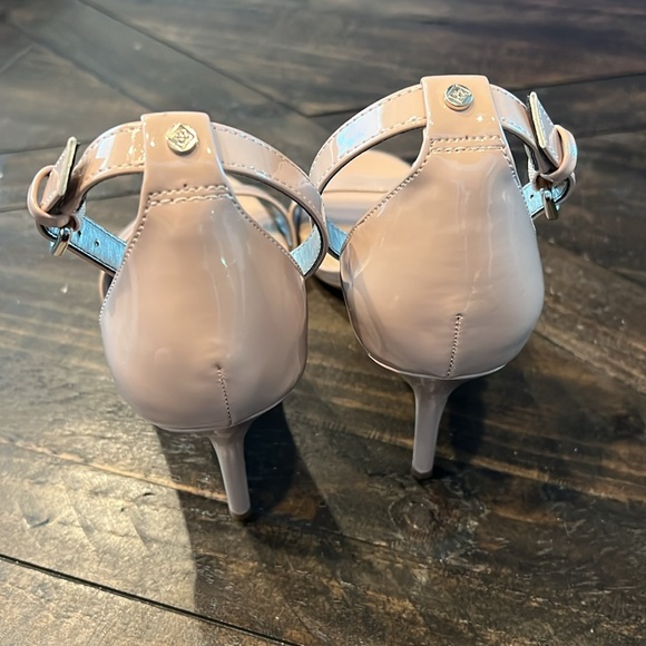🔥 5 for $25 | SAM & LIBBY | Nude Women’s Heals | Size 8 - Picture 2 of 6
